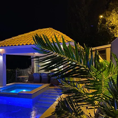 Vikor Villa *