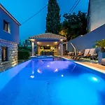 Villa Vikor Ragusa