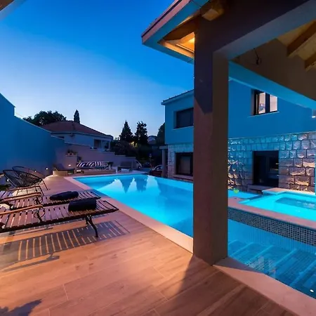 Villa Vikor