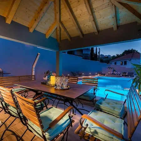 Villa Vikor