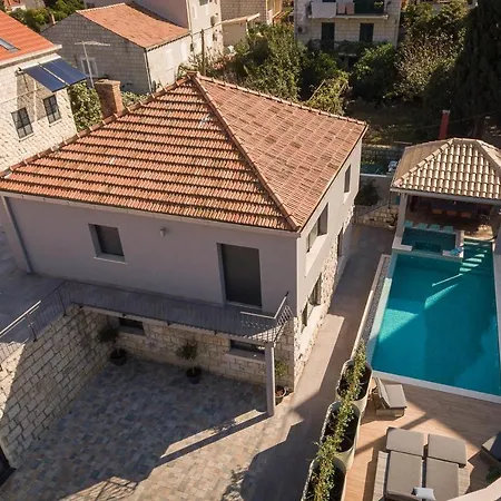 Villa Vikor *