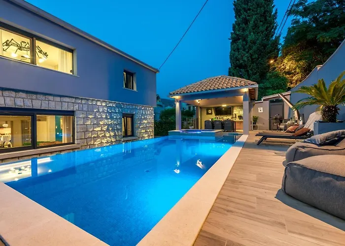 Vikor Villa